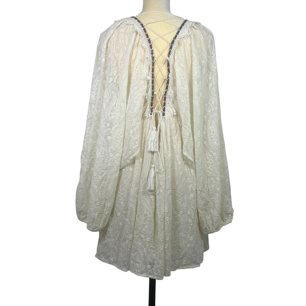 Free People Circle Of Love Embroidered MIni Dress V Neck Lace Up Back Size 12 - Picture 5 of 13